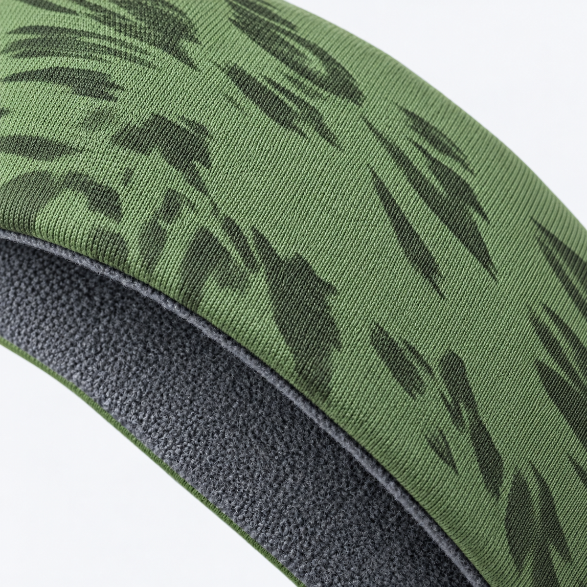 The Winter Pace | Wide Thermal Sports Headband - Green - Product detail