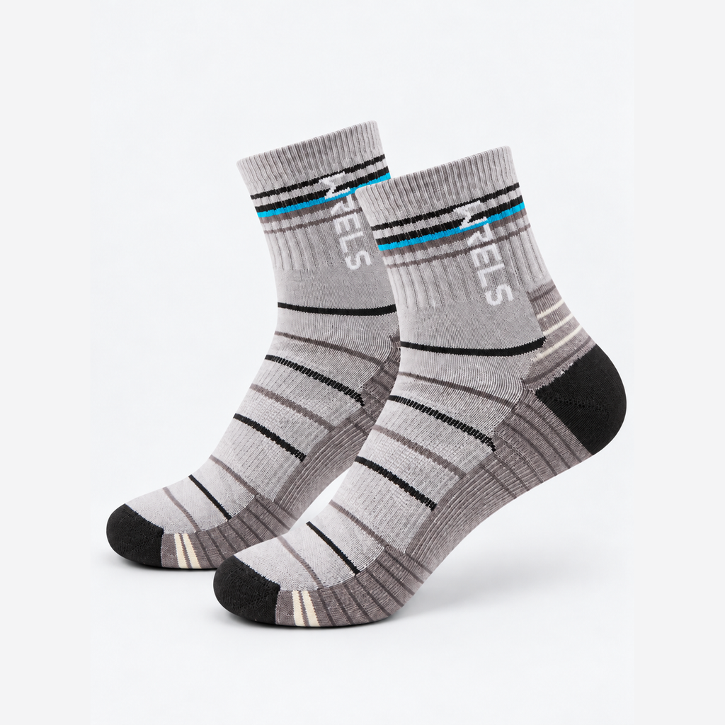 The Peak Step | Terry-Cushioned Wool Outdoor Socks - Light Gray - Product detail